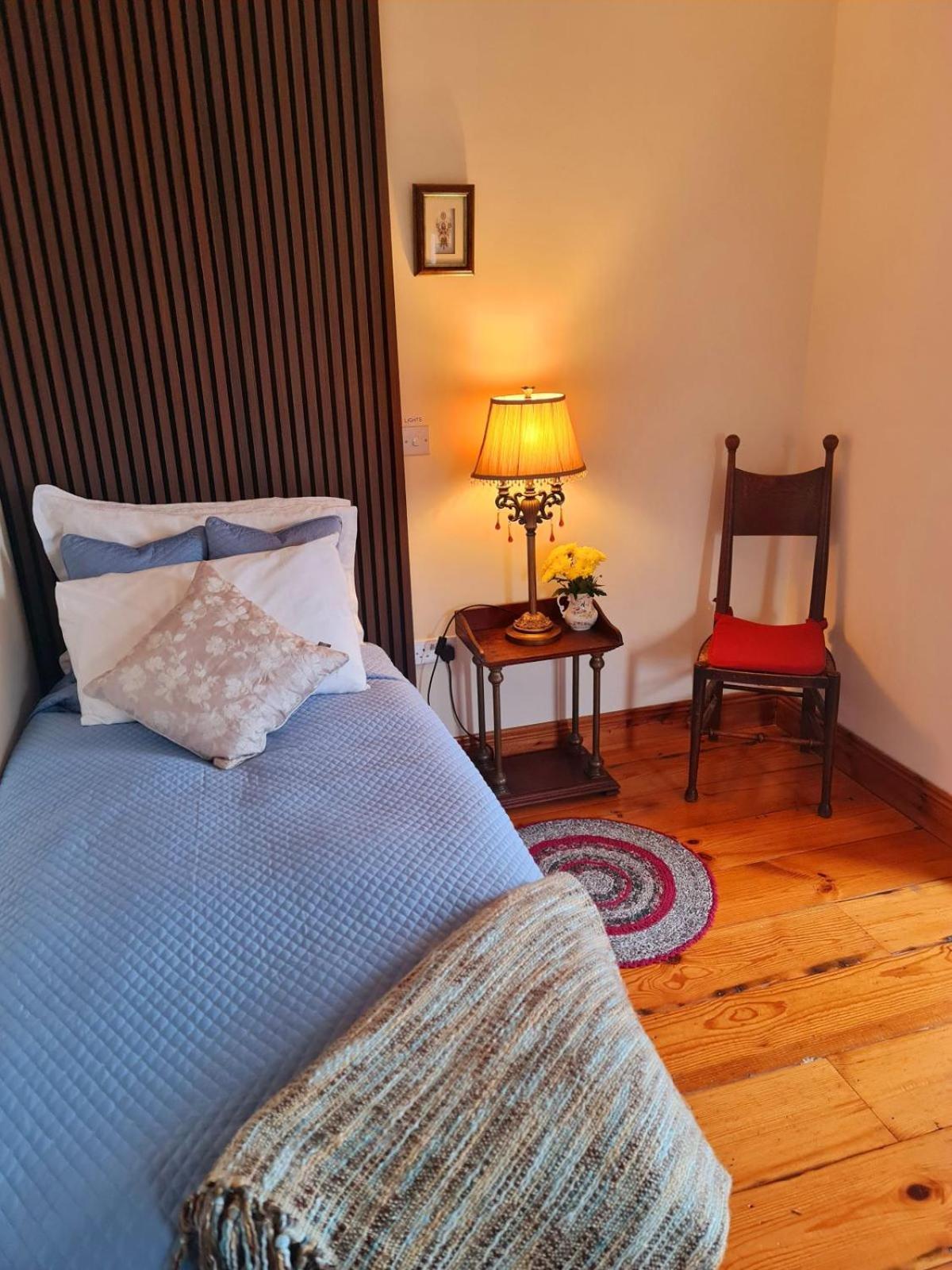 The Garden Gates Guest Accommodation 캐슬바 외부 사진
